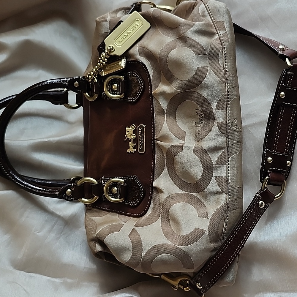 Coach Vintage "Op Art" Signature Madison Sabrina Satchel W/ Dust Bag, $110 - Picture 15 of 16